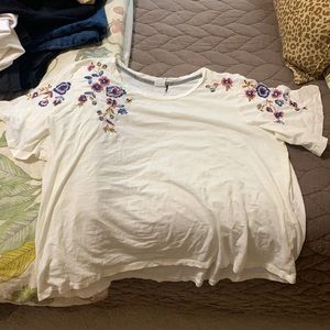 Anthropologie embroidered tee shirt